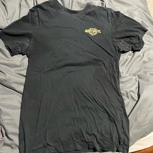 Men’s Nike T-Shirt Size Small